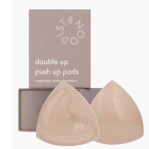 NEW NOOD Double Up Triangle Push-Up Pads Adhesive Nude